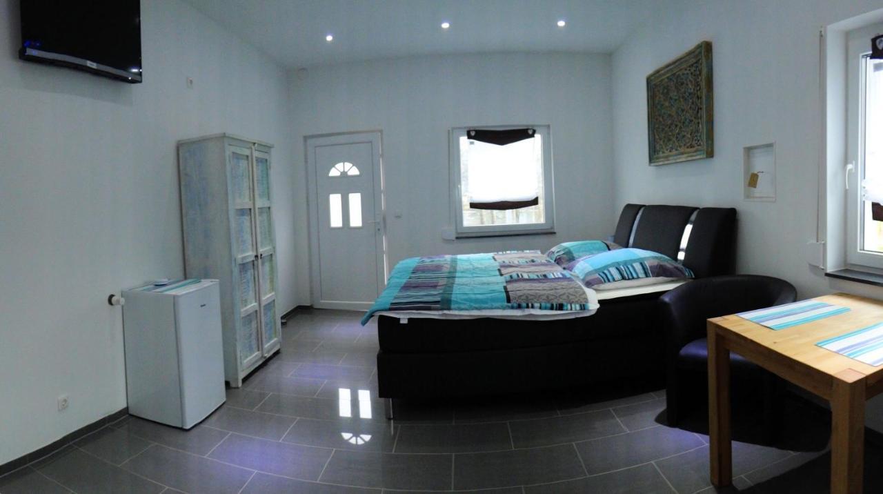 Travelers Home Hasloch  ภายนอก รูปภาพ
