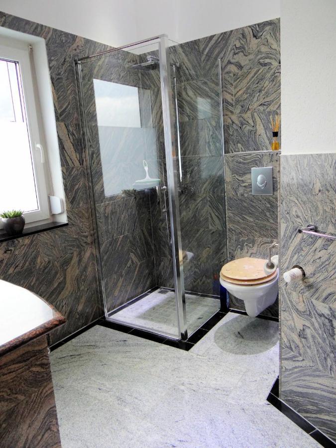 Travelers Home Hasloch  ภายนอก รูปภาพ