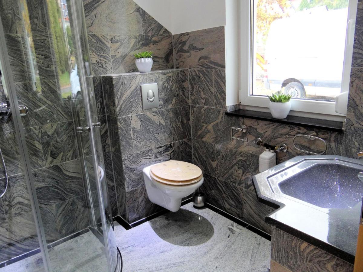 Travelers Home Hasloch  ภายนอก รูปภาพ
