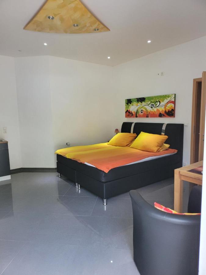 Travelers Home Hasloch  ภายนอก รูปภาพ